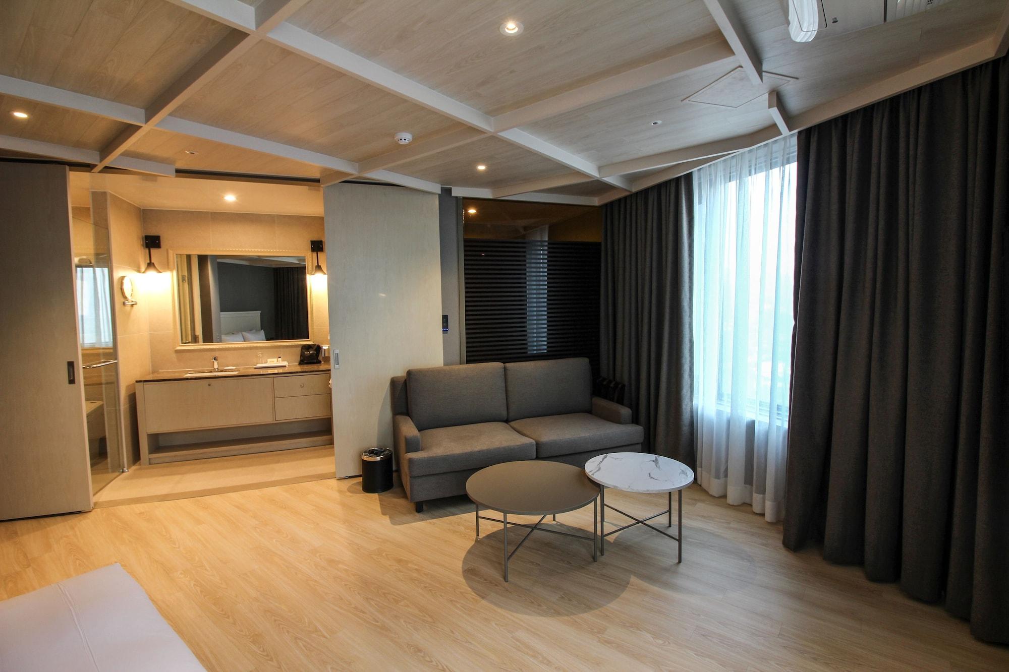 Golden Tulip Ever Yongin Hotel Extérieur photo
