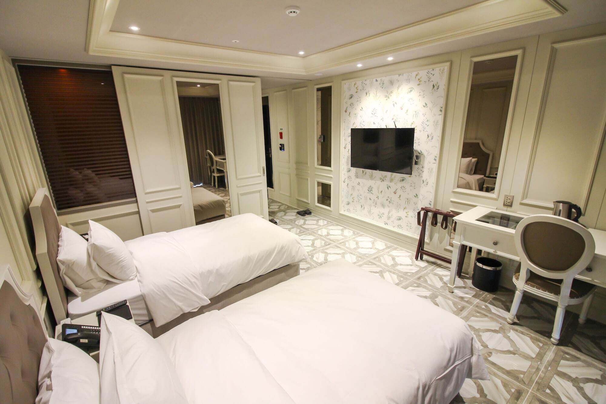 Golden Tulip Ever Yongin Hotel Extérieur photo